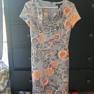 Banana Republic petite dress lines